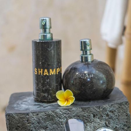 Gita Maha Ubud Hotel By Mahaputra-Chse Certified Kültér fotó