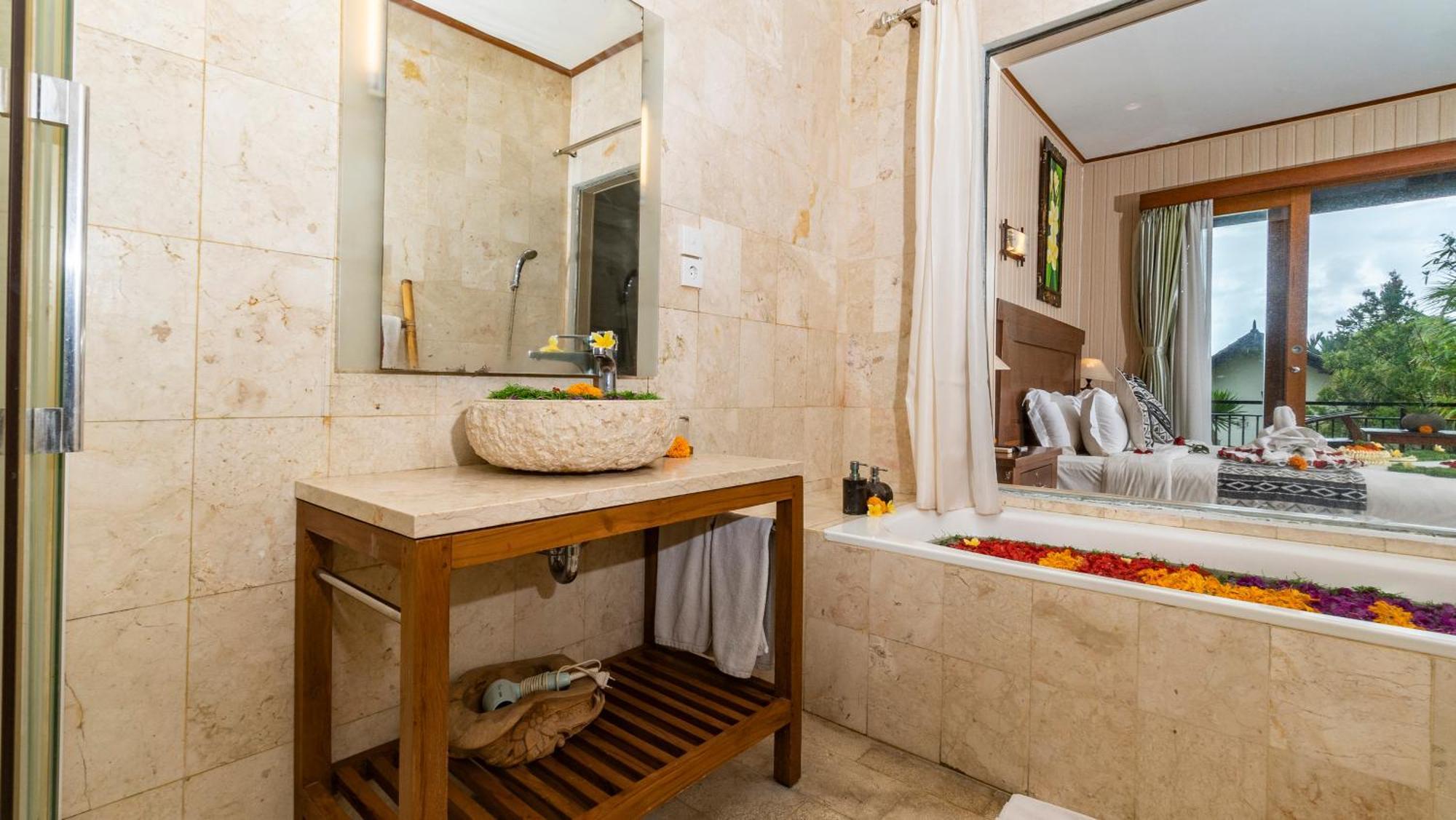 Gita Maha Ubud Hotel By Mahaputra-Chse Certified Kültér fotó